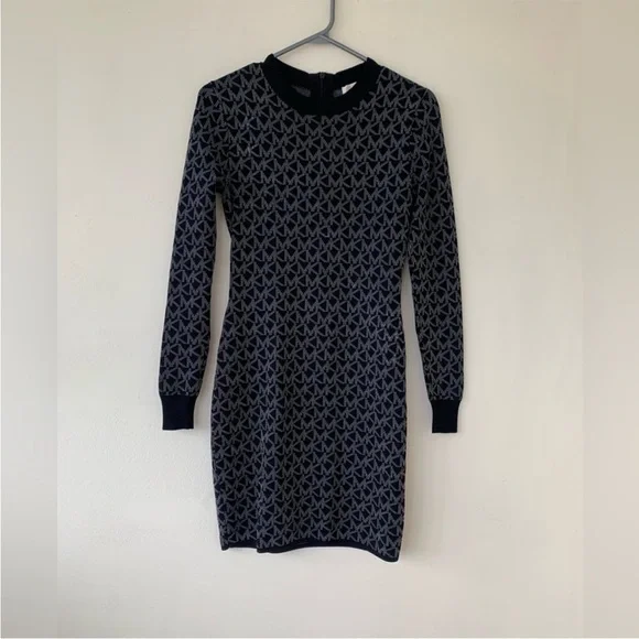 Small Michael Kors Monogram Black Dress - Picture 6 of 10
